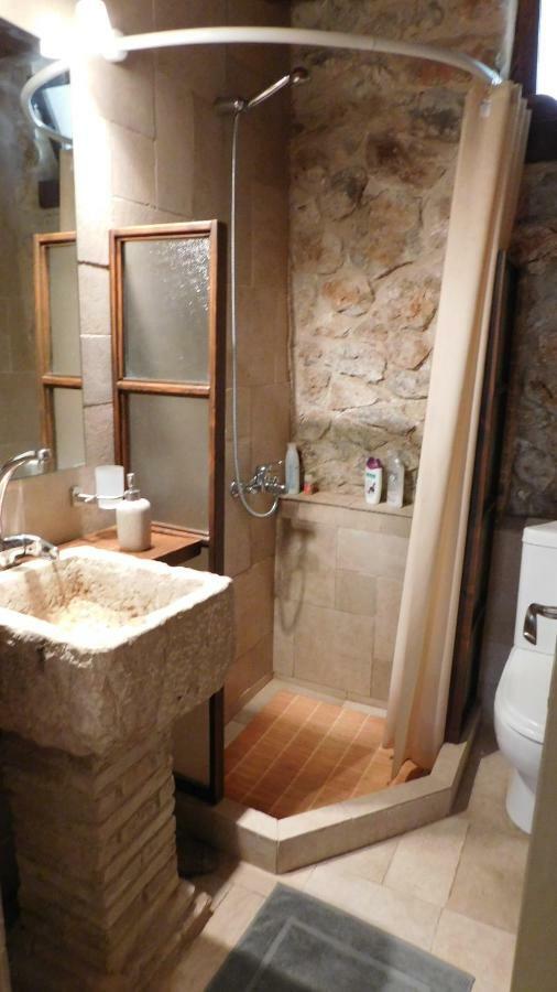 Agoriani Art Suite - 4 Seasons' Natural Living Lilaia Luaran gambar